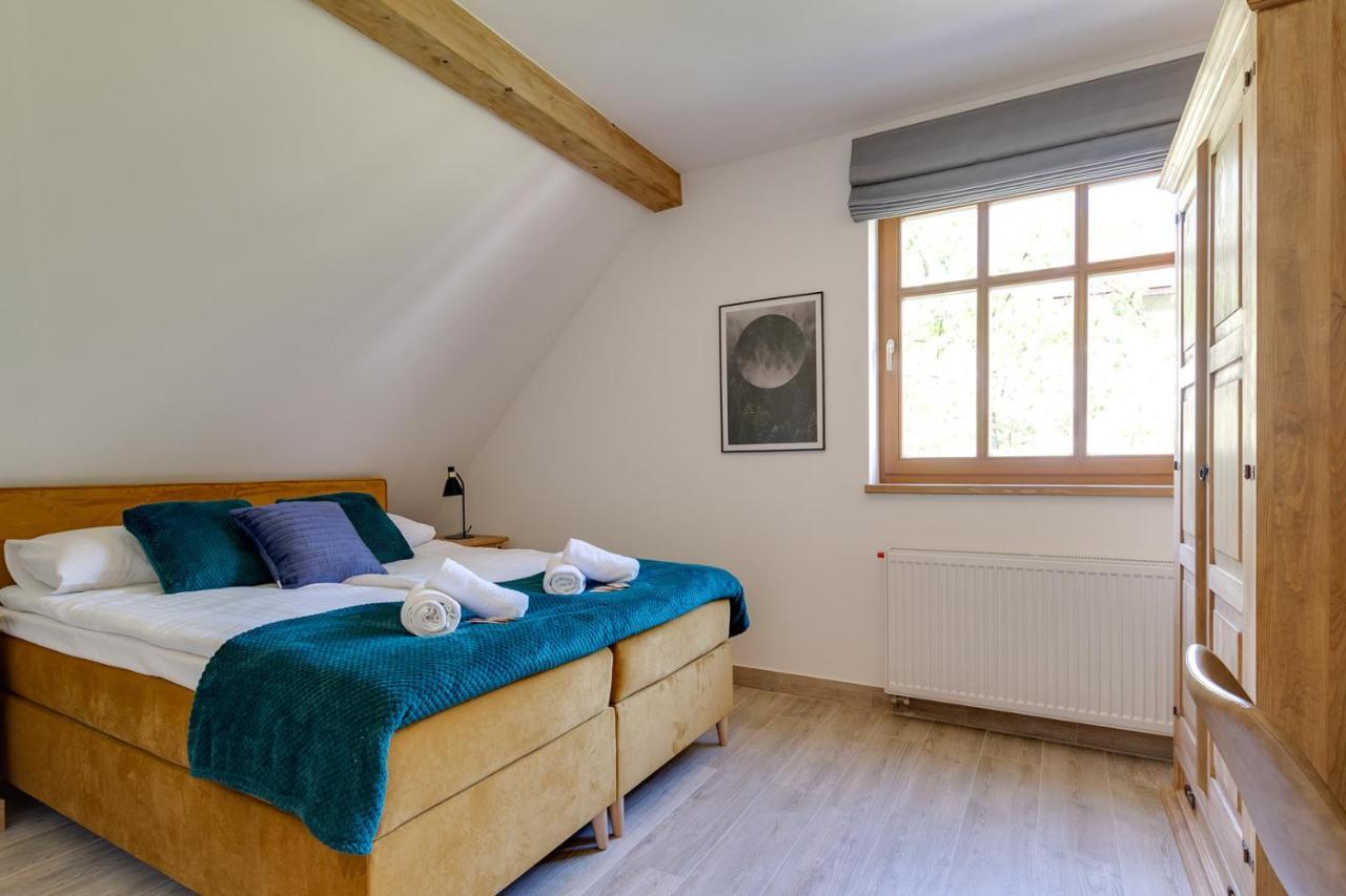 Biala Owieczka B&B Щирк Екстериор снимка