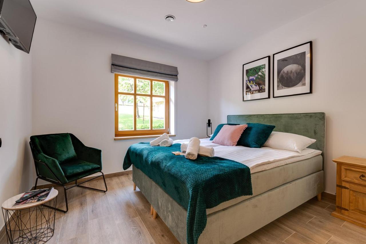 Biala Owieczka B&B Щирк Екстериор снимка