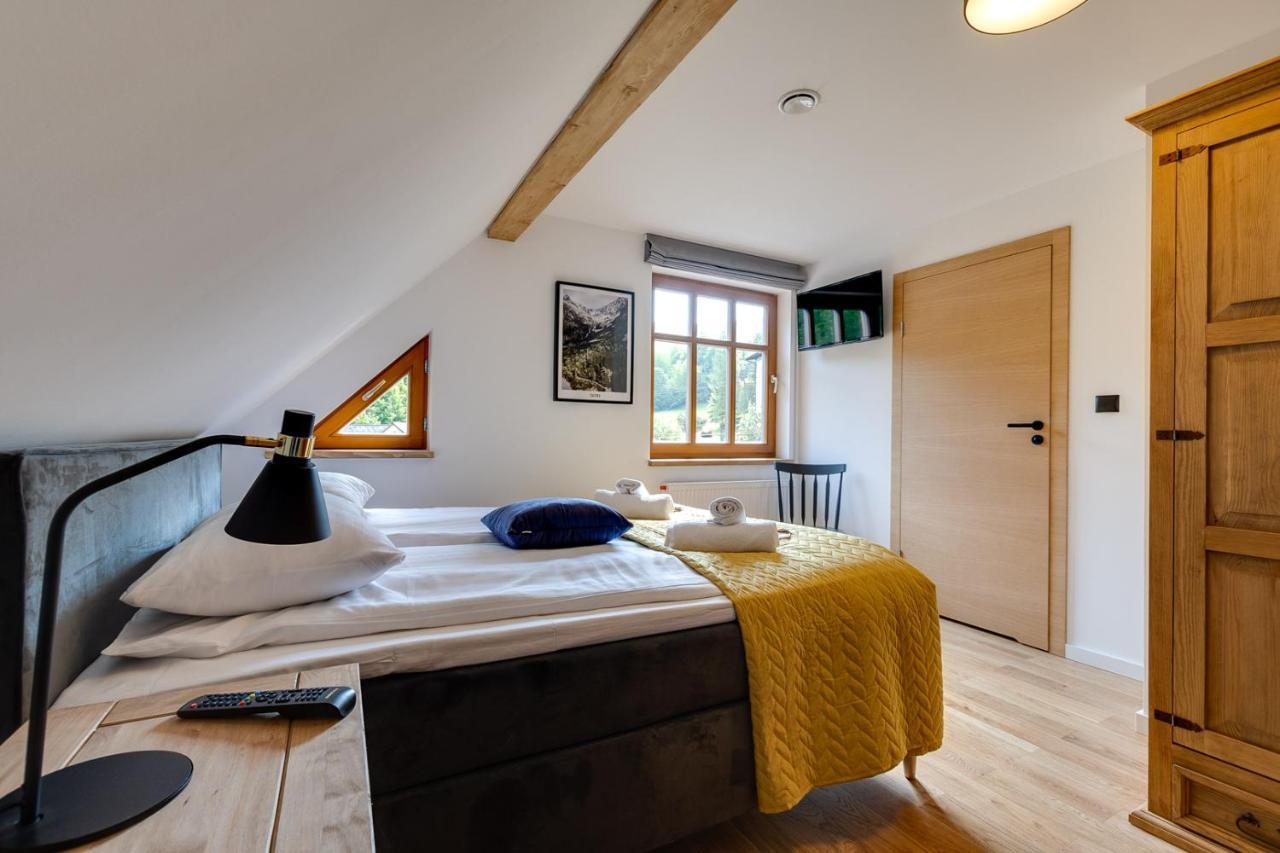 Biala Owieczka B&B Щирк Екстериор снимка