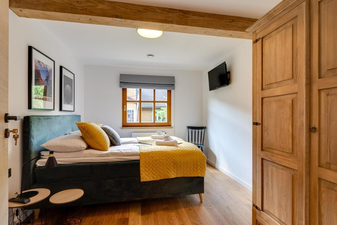 Biala Owieczka B&B Щирк Екстериор снимка